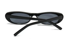 'KARLA' NARROW SUNGLASSES - BLACK