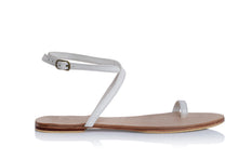 Load image into Gallery viewer, VICTORIA SANDALS - WHITE
