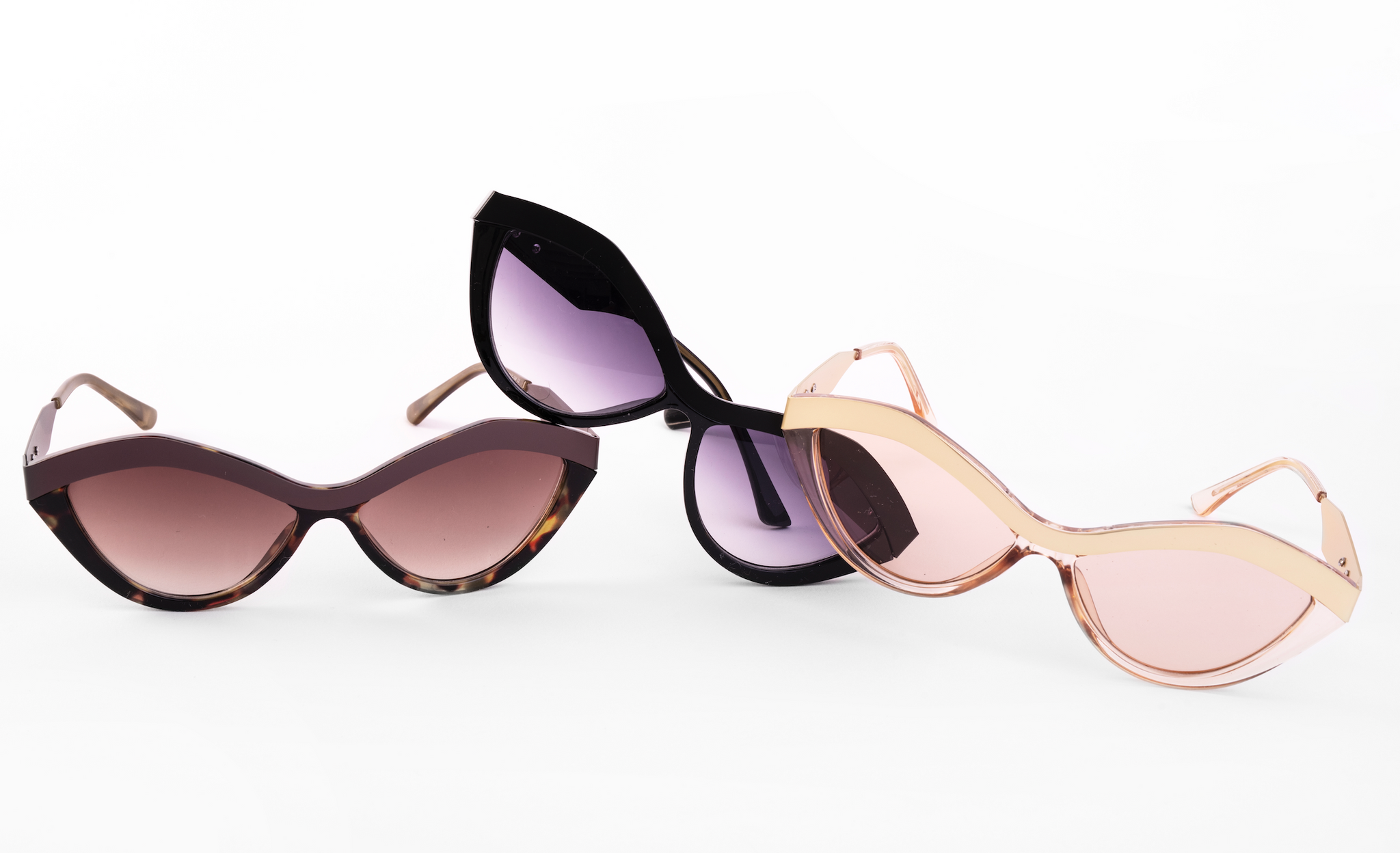 VINTAGE METAL BEAM SUNGLASSES BLACK El Zapato