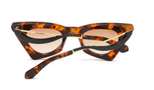 Load image into Gallery viewer, TORT &#39;IZZY&#39; SUNGLASSES