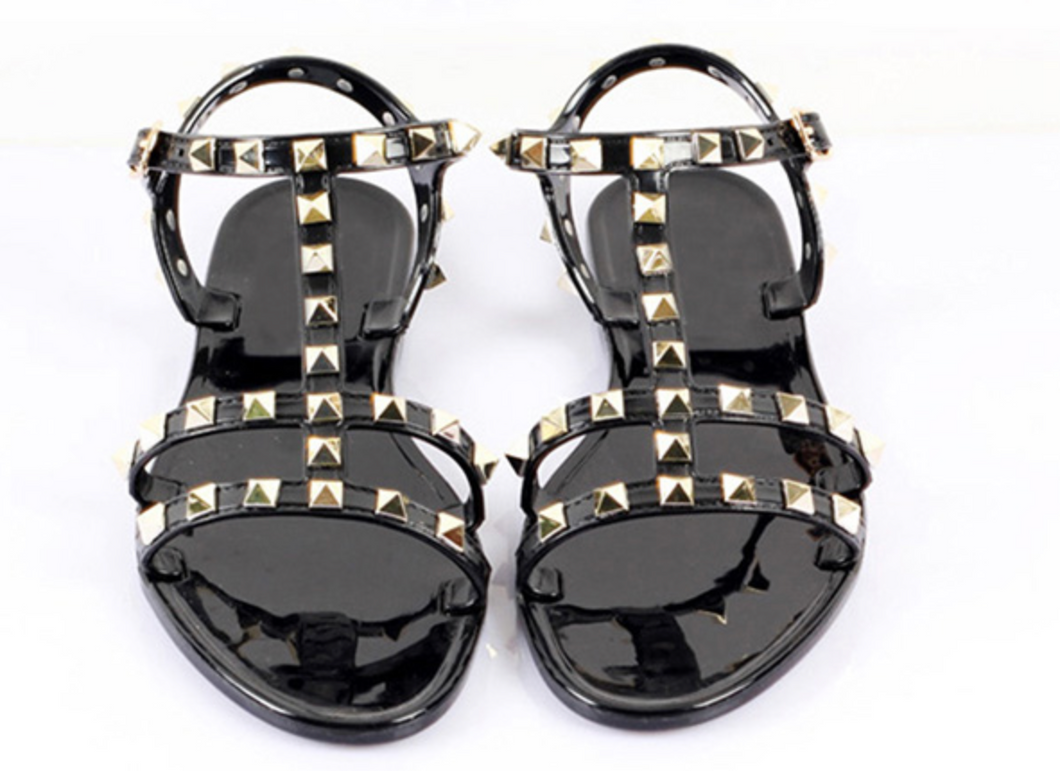 Stud sandals discount
