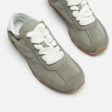 Load image into Gallery viewer, SUEDE + FABRIC SNEAKERS - KHAKI